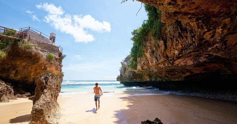 Uluwatu Beach